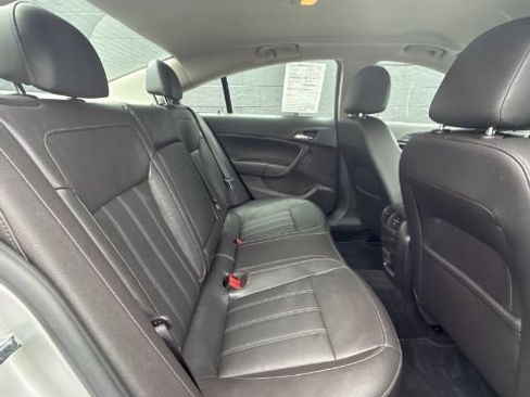 Used 2011 Buick Regal CXL Turbo FWD image 12