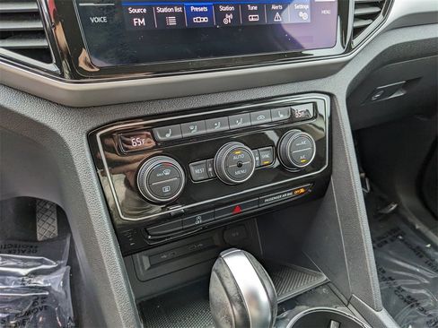 Certified 2022 Volkswagen Atlas SE image 25