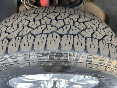 Used 2021 Chevrolet Silverado 2500 LTZ image 27