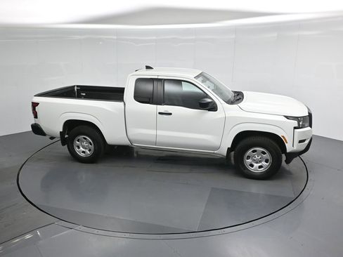 Used 2022 Nissan Frontier S w/ Technology Package image 48