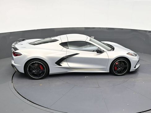 Used 2023 Chevrolet Corvette Stingray Coupe w/ Z51 Performance Package RWD image 17