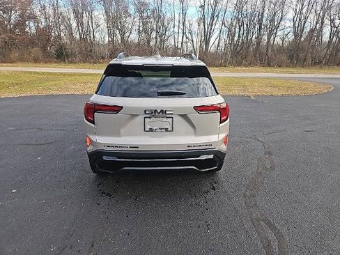 New 2026 GMC Terrain Elevation w/ Elevation Premium Package image 5