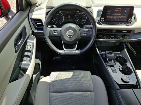 Certified 2024 Nissan Rogue SV AWD/4WD image 12