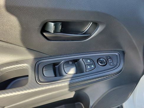 New 2025 Nissan Versa S w/ Trunk Package image 15