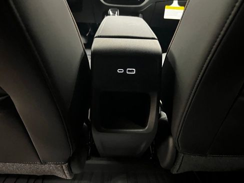 New 2026 Buick Envista Sport Touring FWD image 31