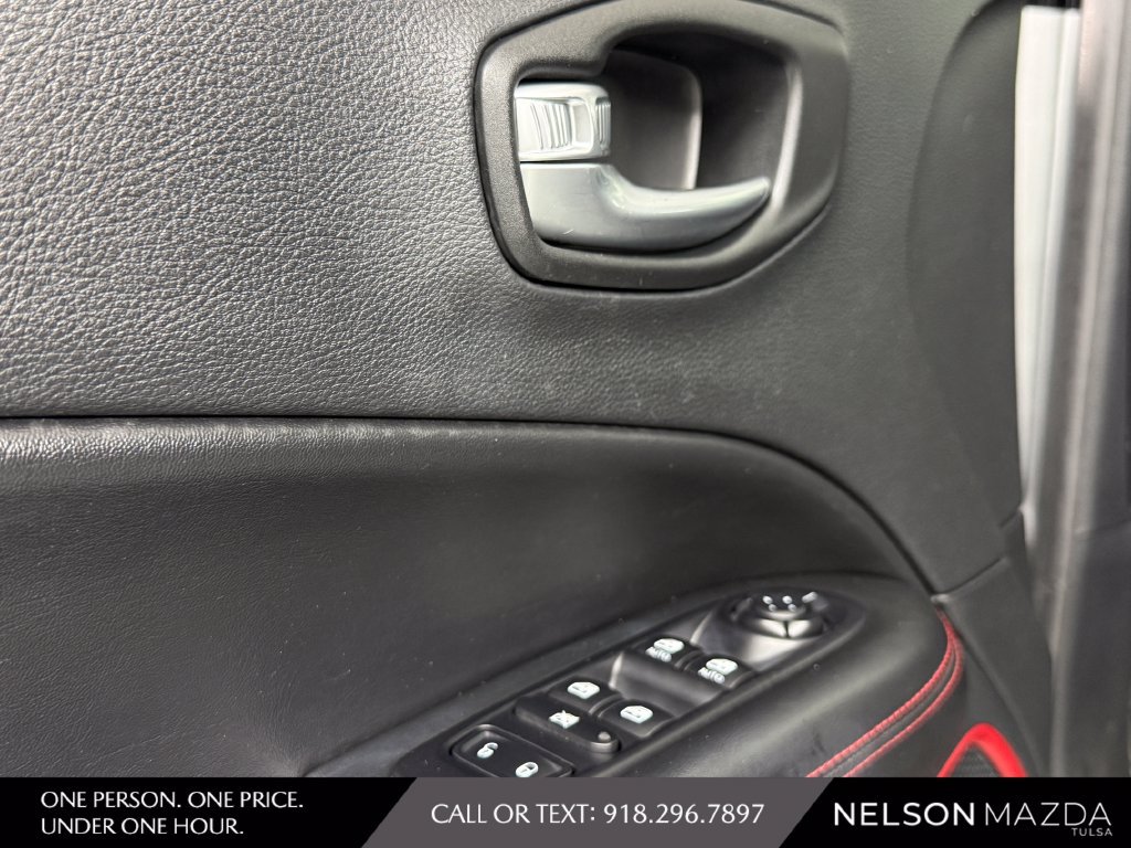 Used 2020 Jeep Compass Trailhawk AWD/4WD image 20