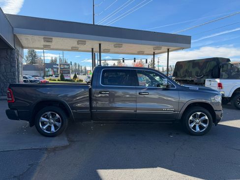 Used 2019 RAM 1500 Limited image 8