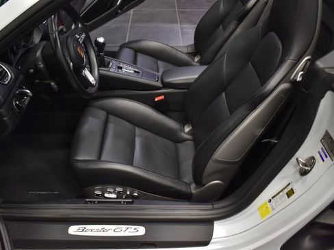 Used 2018 Porsche 718 Boxster GTS image 23