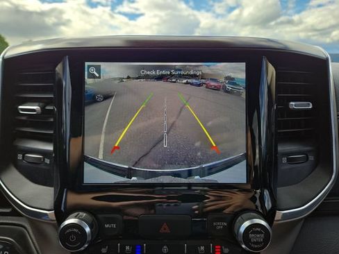 Used 2021 RAM 1500 Laramie AWD/4WD image 26