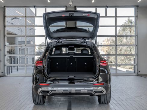 New 2026 Mercedes-Benz GLC 300 4MATIC image 16