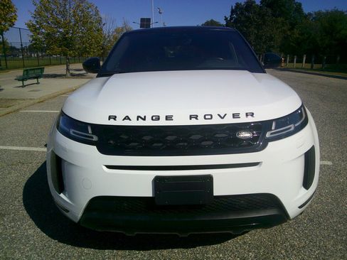 Used 2020 Land Rover Range Rover Evoque S image 13