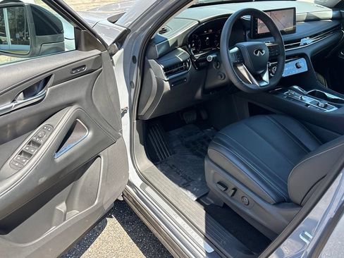Certified 2026 INFINITI QX60 Luxe w/ Cargo Package FWD image 17