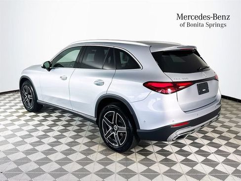 Used 2026 Mercedes-Benz GLC 300 4MATIC image 5