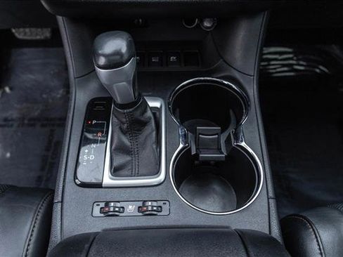 Used 2016 Toyota Highlander Limited Platinum image 20