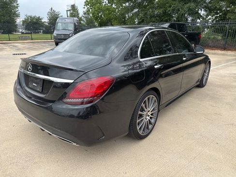Used 2021 Mercedes-Benz C 300 Sedan image 4