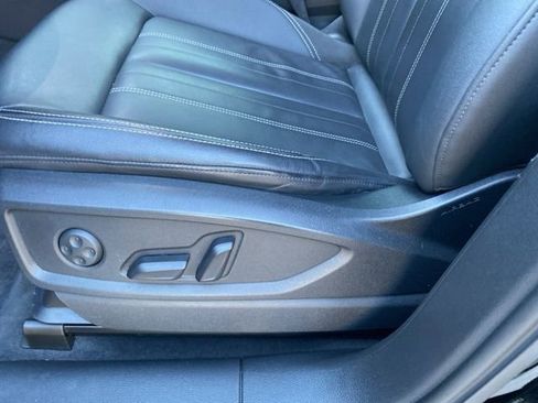 Used 2021 Audi Q5 2.0T Premium image 19