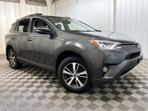 Used 2018 Toyota RAV4 XLE image 46