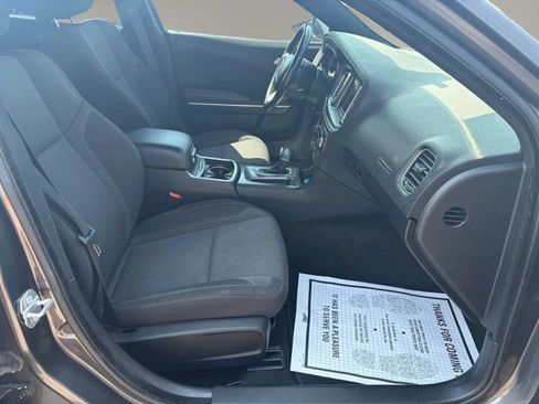 Used 2019 Dodge Charger SXT RWD image 33