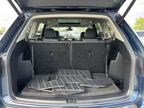Used 2023 Volkswagen Atlas SEL AWD/4WD image 27