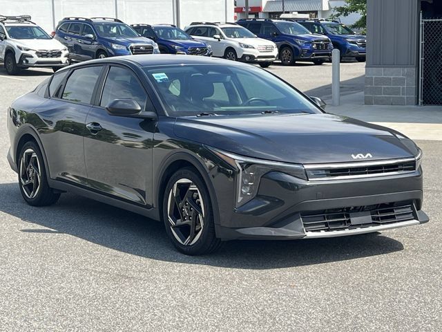 Used 2025 Kia K4 EX FWD image 15