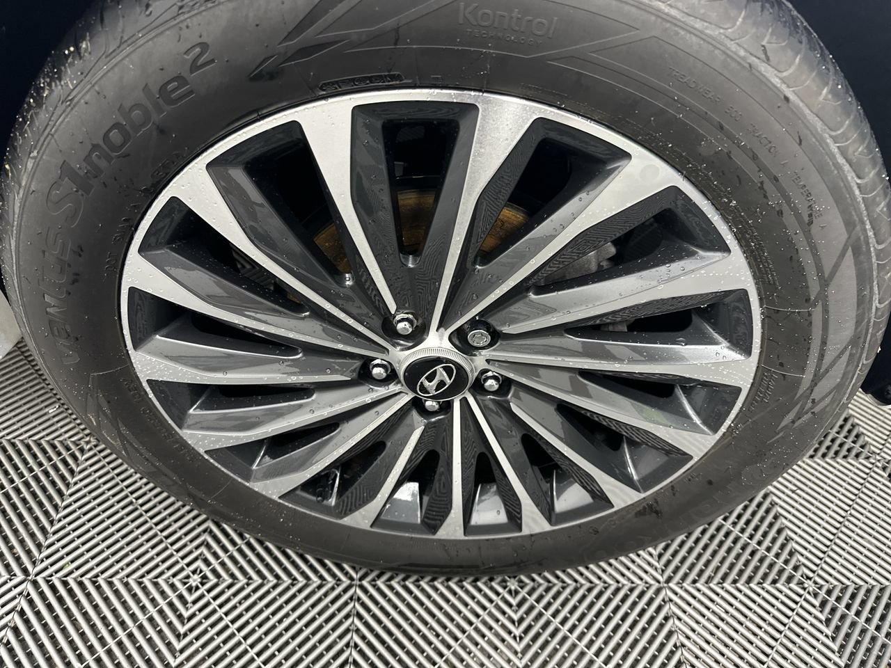 Used 2025 Hyundai Palisade Calligraphy AWD/4WD image 21