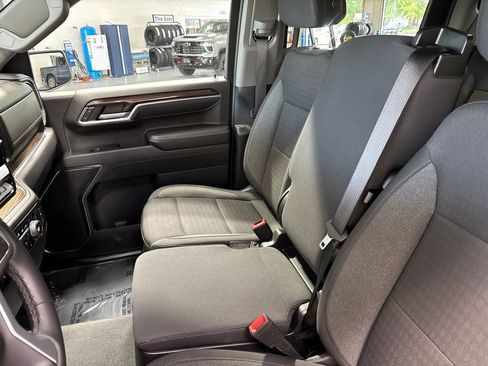 Used 2024 Chevrolet Silverado 1500 LT AWD/4WD image 26