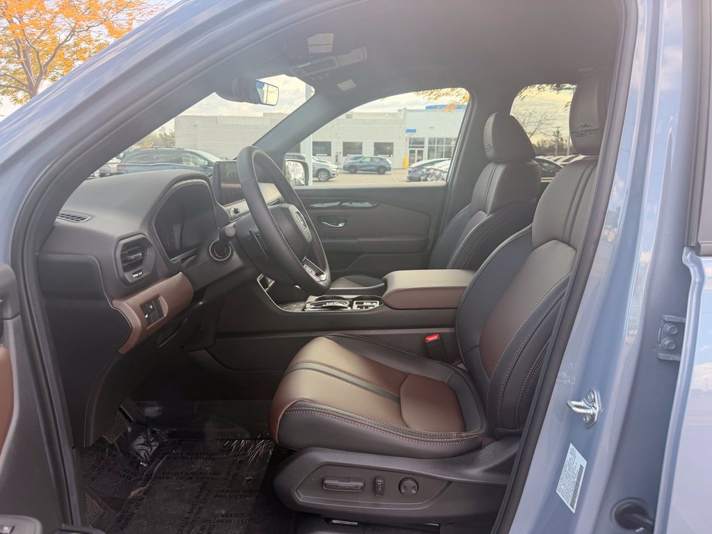 New 2026 Honda Pilot TrailSport image 12