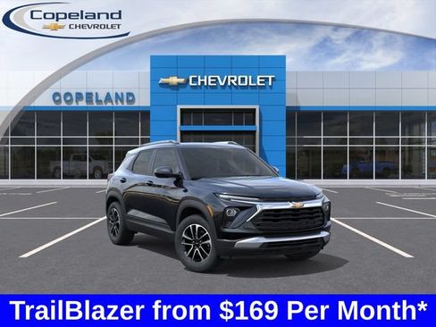New 2026 Chevrolet TrailBlazer LT AWD/4WD image 1