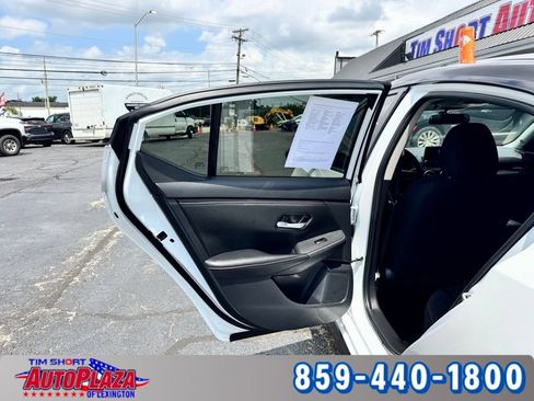 Used 2025 Nissan Sentra SR w/ Midnight Edition FWD image 52