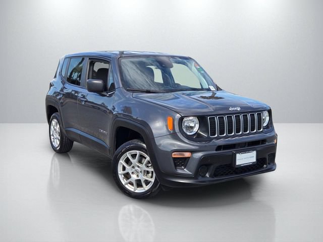 Used 2023 Jeep Renegade Latitude AWD/4WD image 1