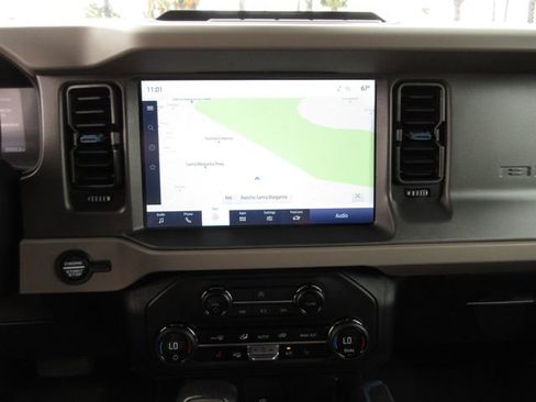 Certified 2024 Ford Bronco Wildtrak AWD/4WD image 18