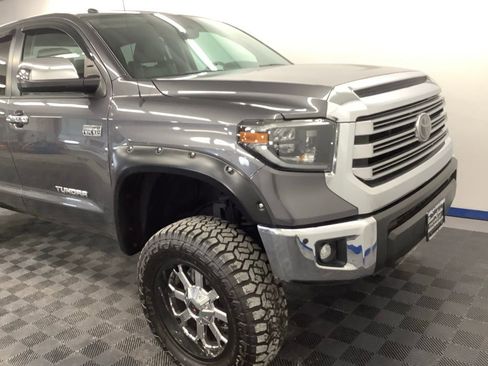 Used 2019 Toyota Tundra Limited w/ Limited Premium Package AWD/4WD image 22