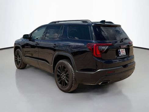 Used 2022 GMC Acadia SLE w/ Driver Convenience Package FWD image 5