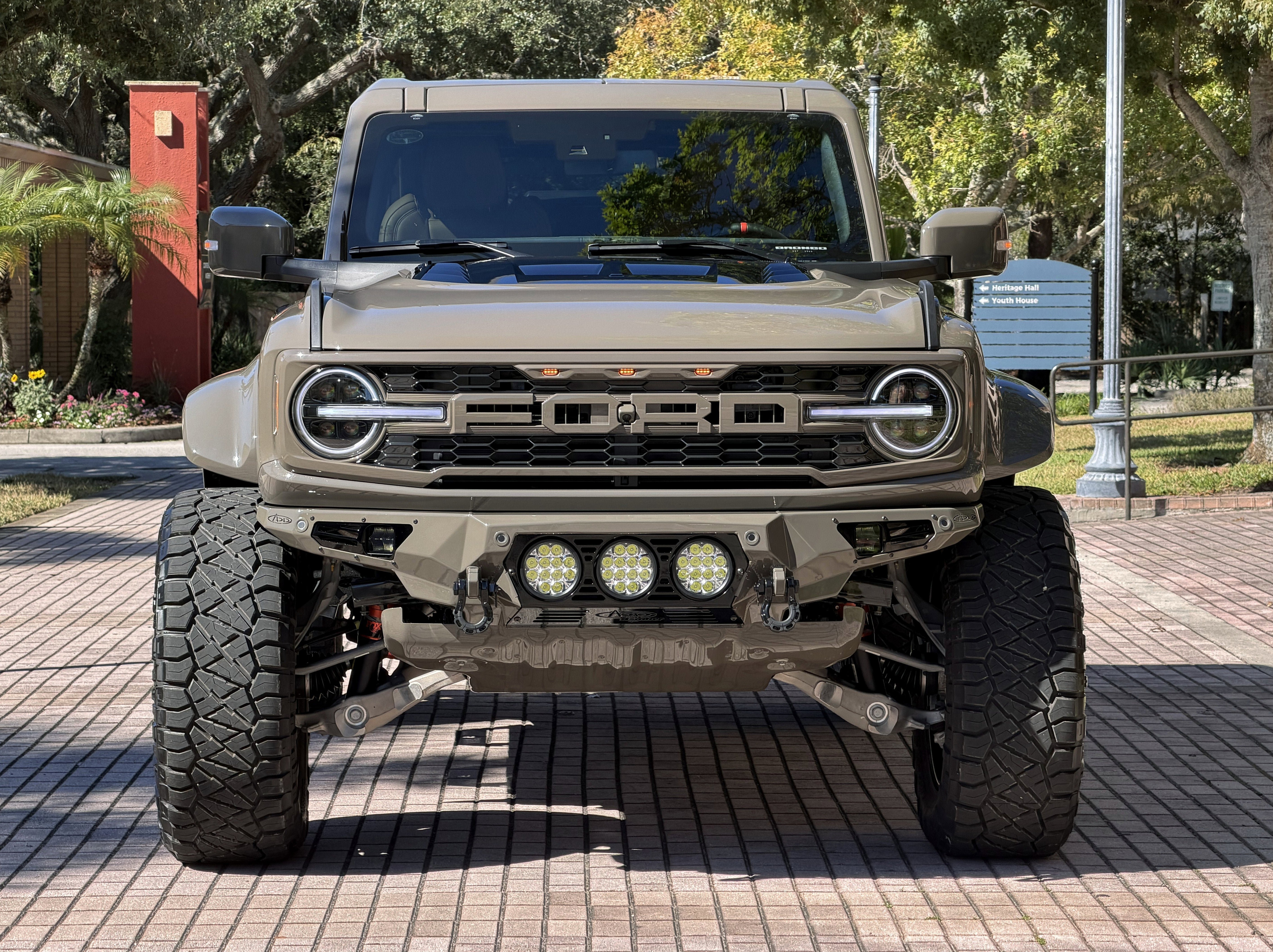 Used 2025 Ford Bronco Raptor AWD/4WD image 4