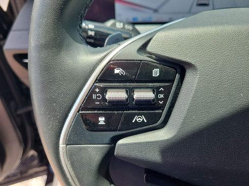 Used 2024 Kia EV6 Light RWD image 17
