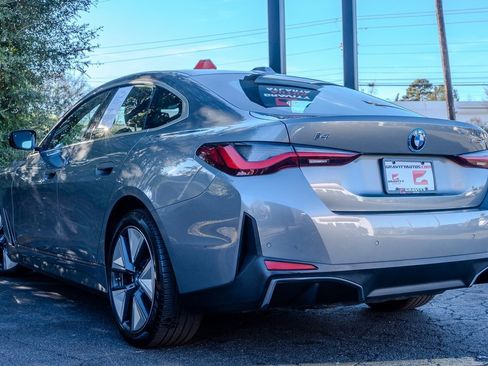 Used 2024 BMW i4 eDrive35 w/ Premium Package image 23