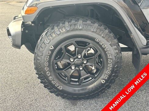 Certified 2021 Jeep Gladiator Sport image 10