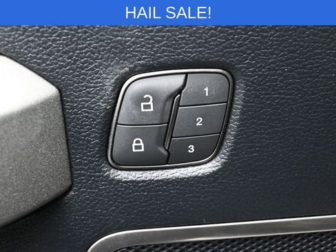 Used 2018 Ford F150 Raptor w/ Equipment Group 802A Luxury image 12