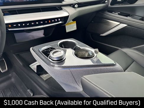 New 2026 Cadillac Optiq Sport 1 w/ LPO, Floor Liner Package AWD/4WD image 36