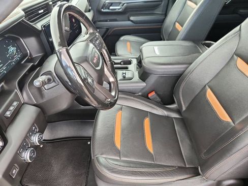 Used 2024 GMC Sierra 2500 AT4 w/ AT4 Premium Plus Package AWD/4WD image 9