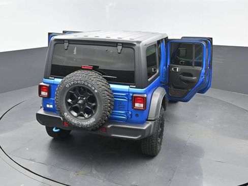 Used 2023 Jeep Wrangler Unlimited w/ Cold Weather Group AWD/4WD image 23