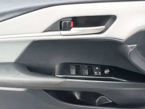 Used 2025 Toyota Camry SE w/ Convenience Package AWD/4WD image 28
