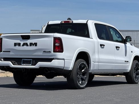 New 2026 RAM 1500 4x4 Crew Cab image 3