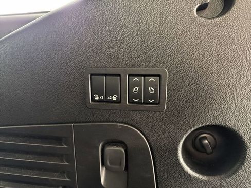 Certified 2018 Chevrolet Tahoe Premier image 18