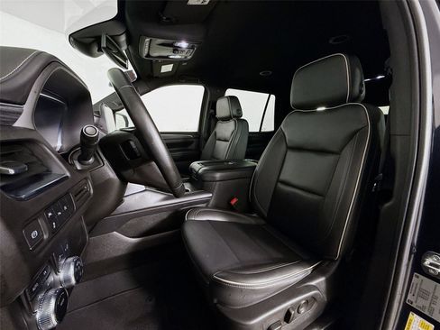 Used 2024 GMC Yukon SLT image 21