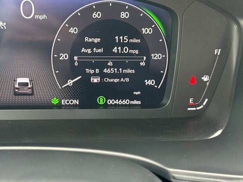 Used 2025 Honda Civic Sport Touring image 32