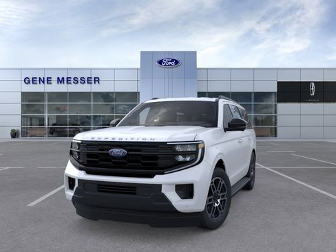 New 2026 Ford Expedition Active AWD/4WD image 24