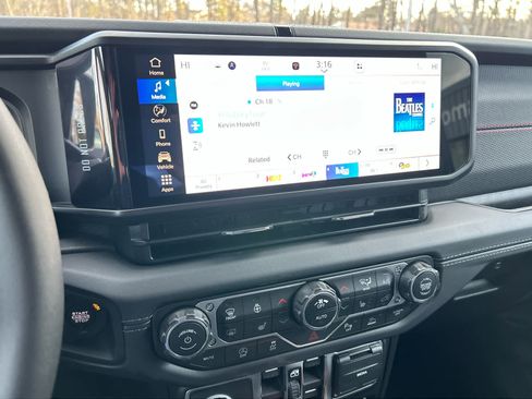 New 2026 Jeep Wrangler Rubicon image 28