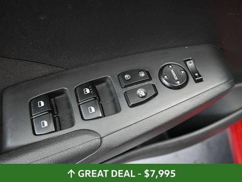 Used 2021 Hyundai Accent SE FWD image 28