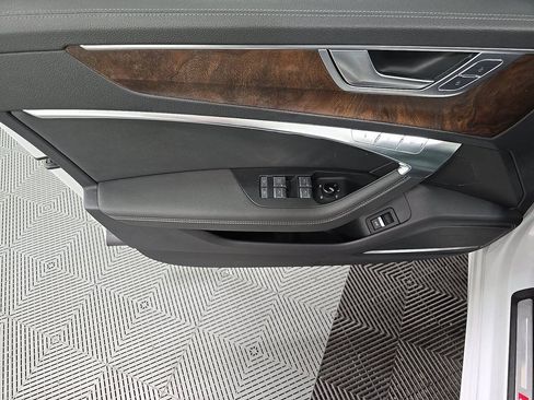 Used 2019 Audi A6 3.0T Premium Plus w/ Premium Plus Package AWD/4WD image 9